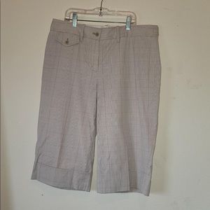 BCBG MAXAZRIA Capri Dress Trousers size 10